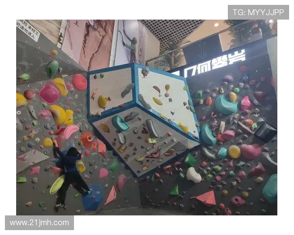 北京攀岩队在极限运动世界杯积分榜中以83分稳居第一名