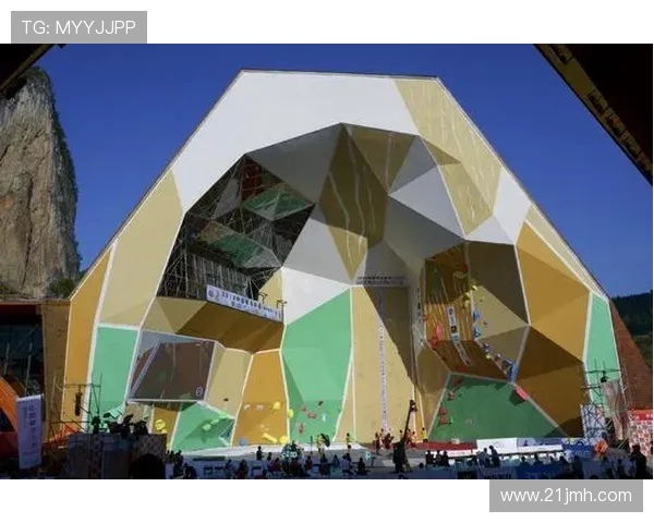 深圳攀岩队战术解析:如何运用控制打法提升竞技水平