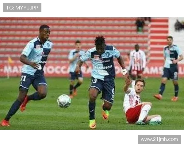 里尔主场迎战瓦朗谢纳争夺法甲积分榜重要位置的焦点之战